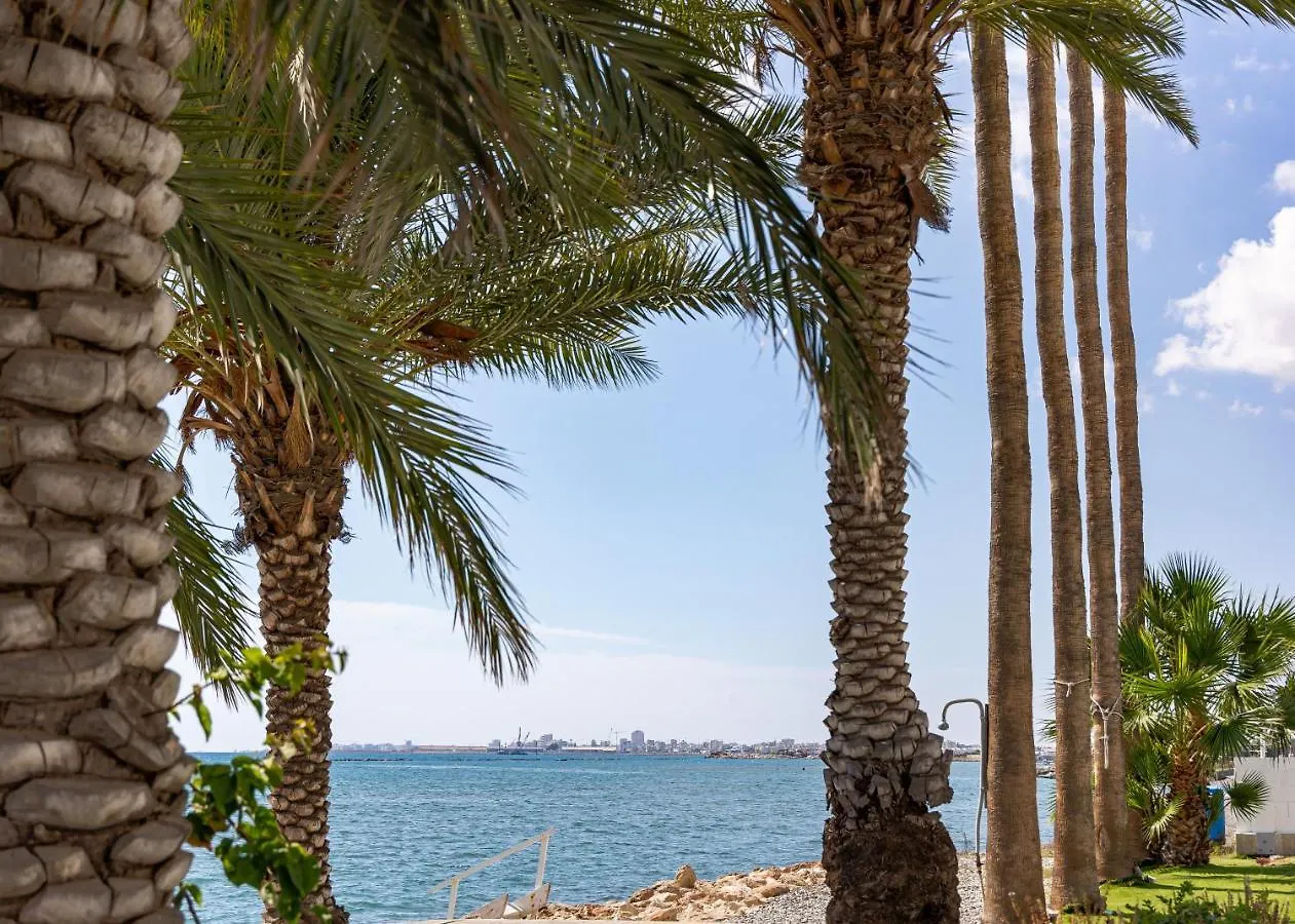 Larnaca Beachhouse Apartament