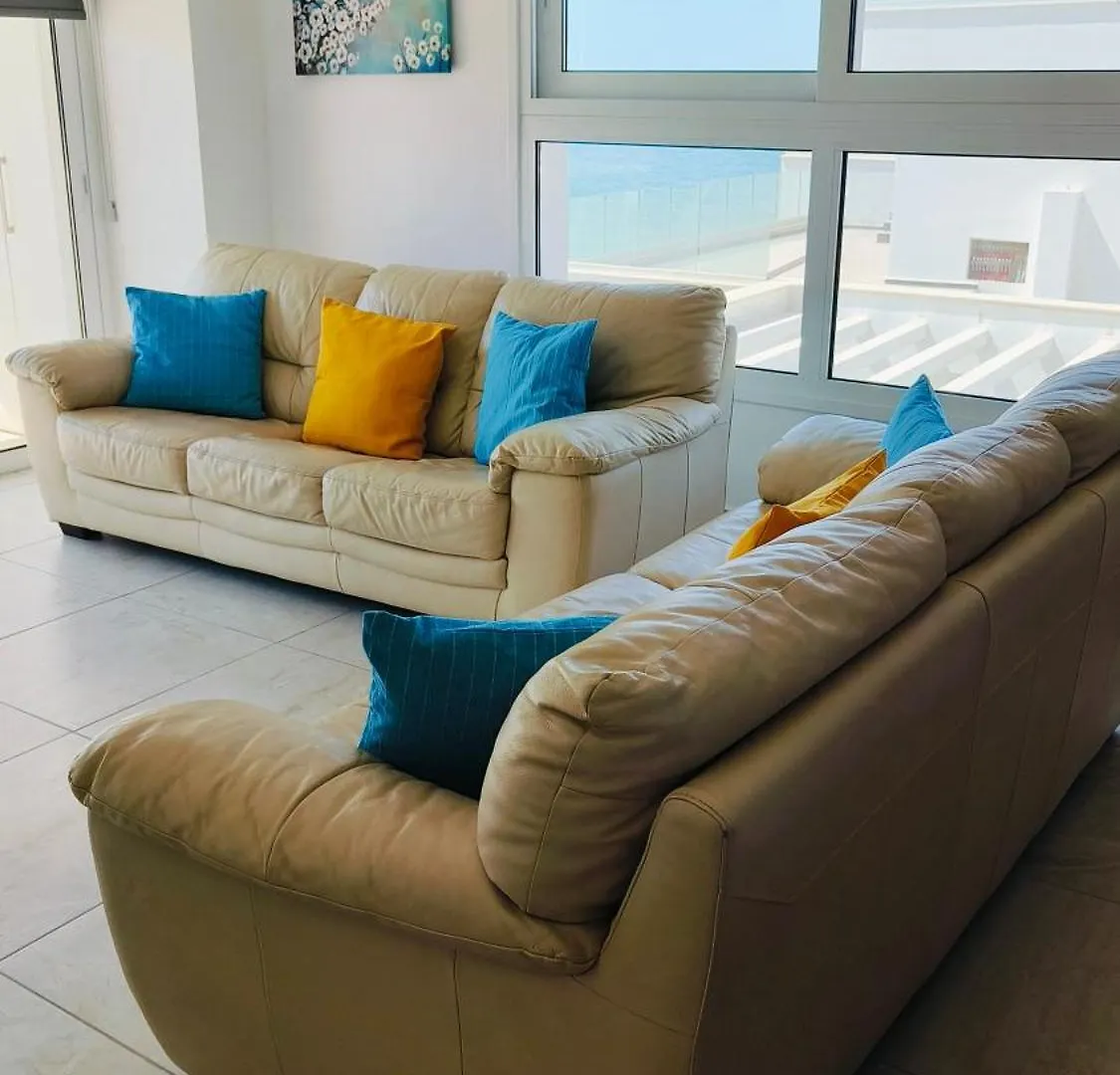 Apartment Larnaca Beachhouse